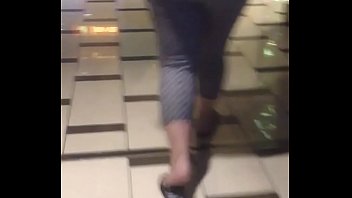 mchubby milf big ass walking in leggins