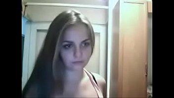 sexy hot teen on cam - skinnyteenoncam.com