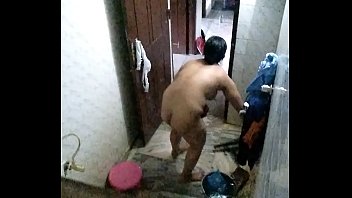 Big ass randi indian aunty